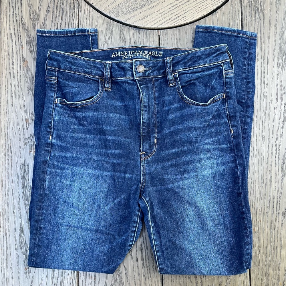 Super High Rise American Eagle Jeans